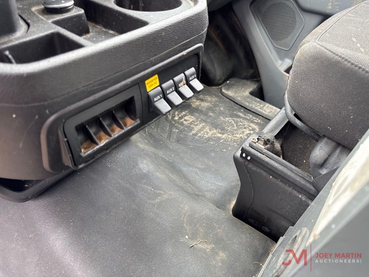 2018-ford-transit-image-16