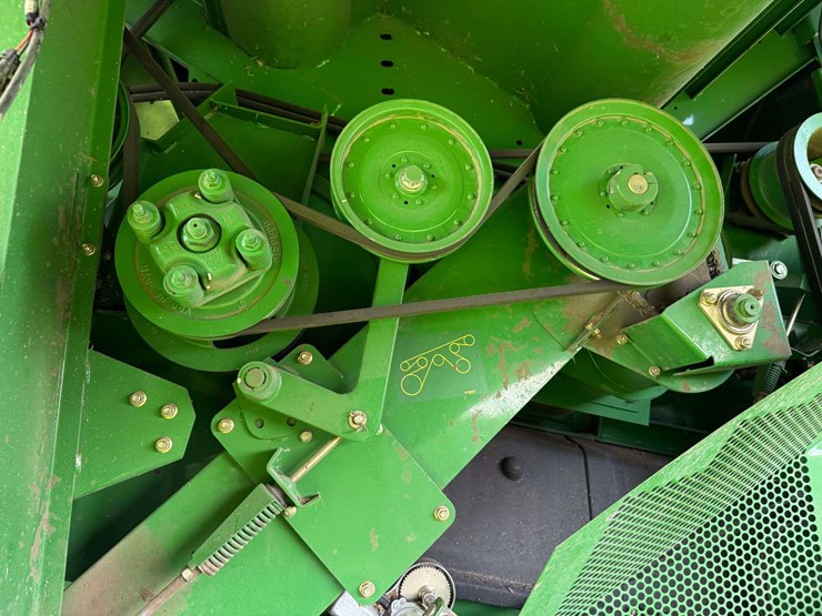 2007-john-deere-9770-sts-image-39