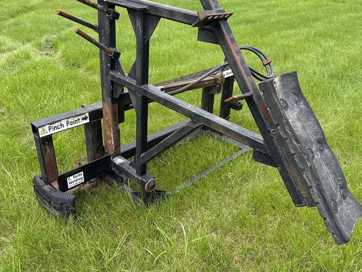 skidloader-quick-tach-groomer-image-5