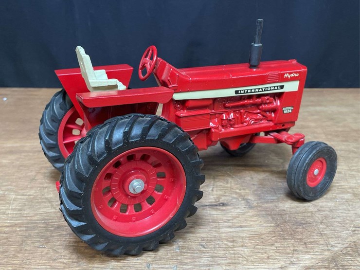 1/16-ih-1026-hydro-ertl-image-6