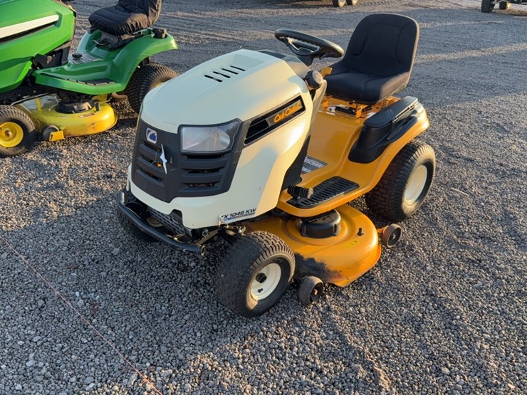 cub-cadet-ltx1046kw-image-1