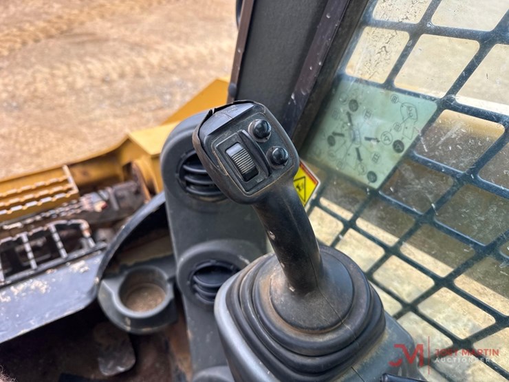 2018-caterpillar-289d-image-18