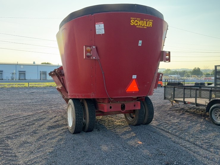 #3033-•-schuler-5020-tub-grinder-/-mixer-wagon-image-8