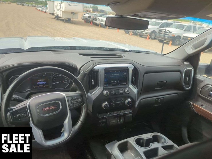2022-gmc-sierra-2500hd-image-9