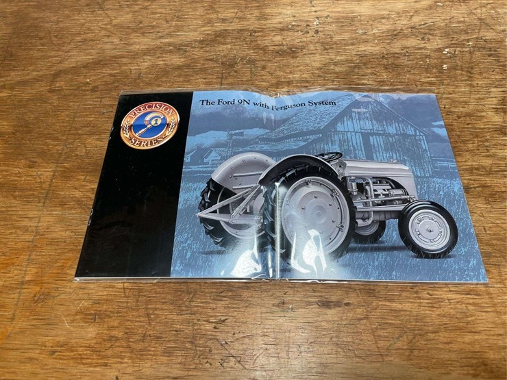 1/16-ford-9n-precision-nib-ertl-image-2