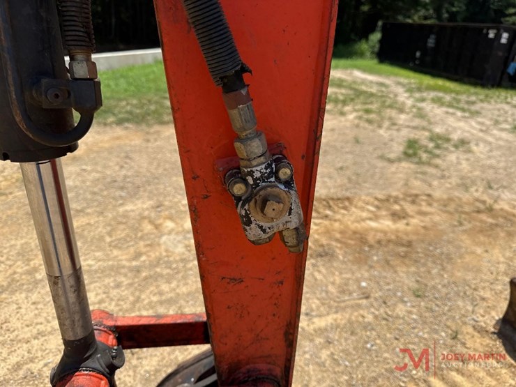 2019-kubota-u27-4-image-9