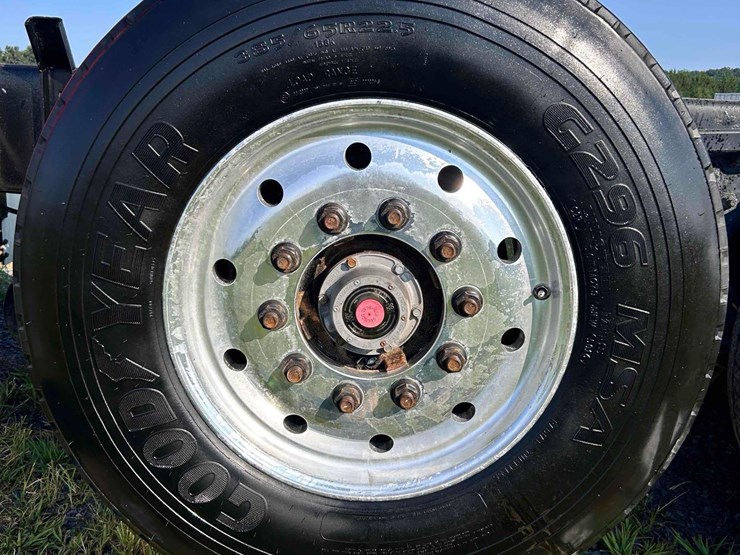 2019-western-star-sf4700-dump-truck-image-11
