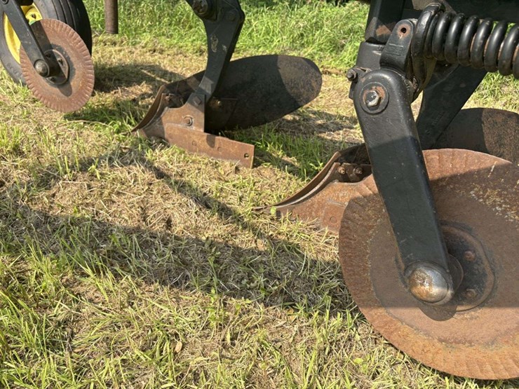 john-deere-3710-image-11
