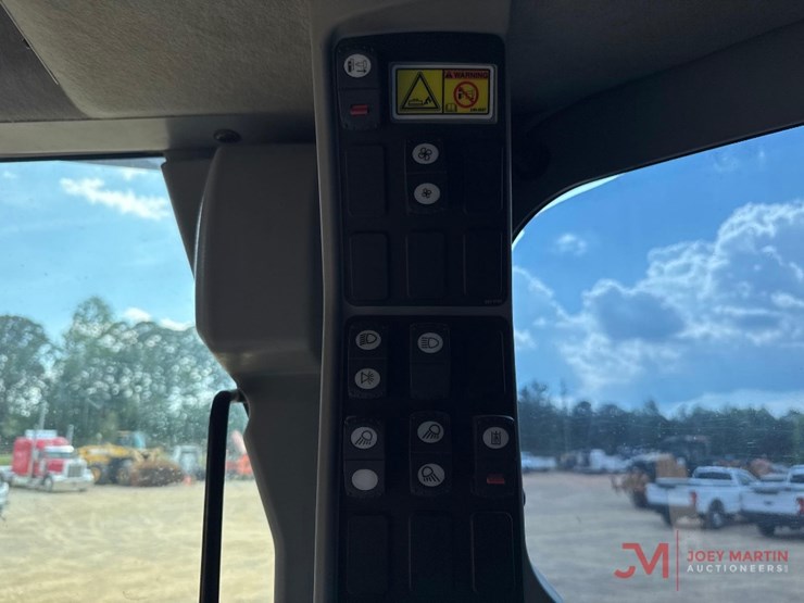 2010-caterpillar-140m-vhp-plus-image-29