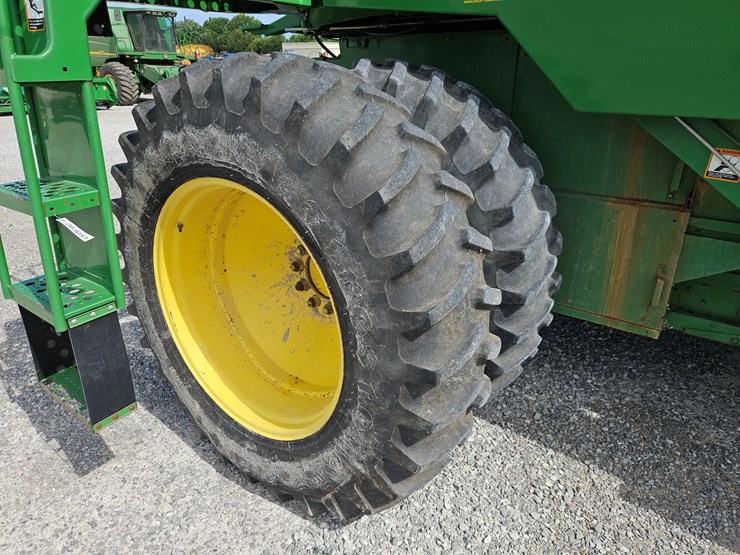 1996-john-deere-9600-image-15