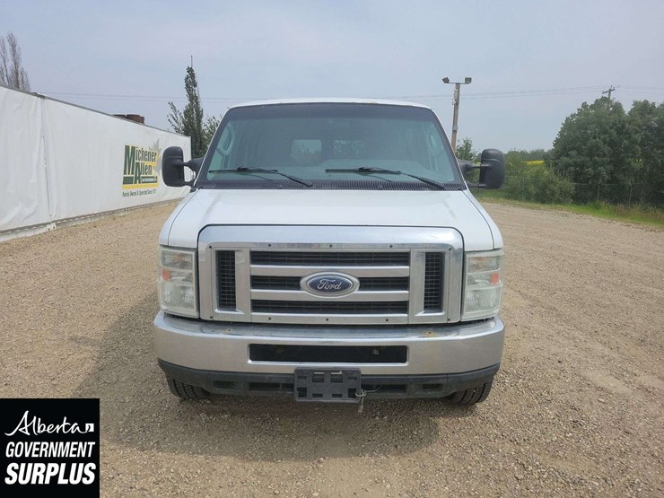 2009-ford-cargo-image-5