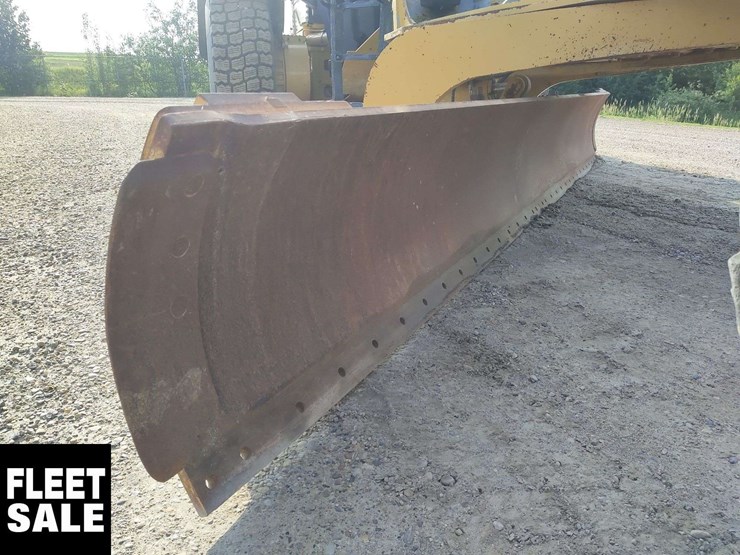 2020-caterpillar-14-image-34