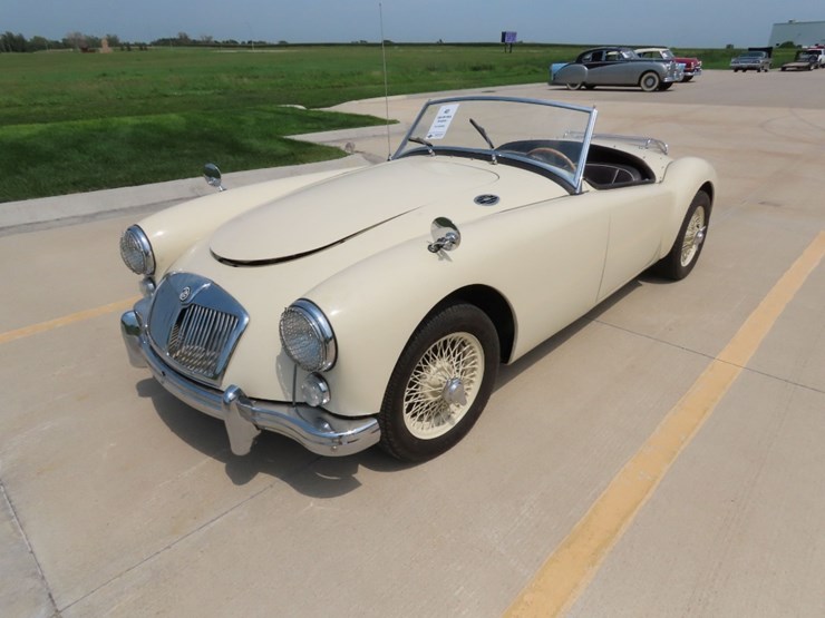 1959-mg-mga-roadster-image-3