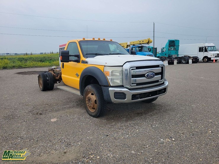 2011-ford-f550-xlt-image-4