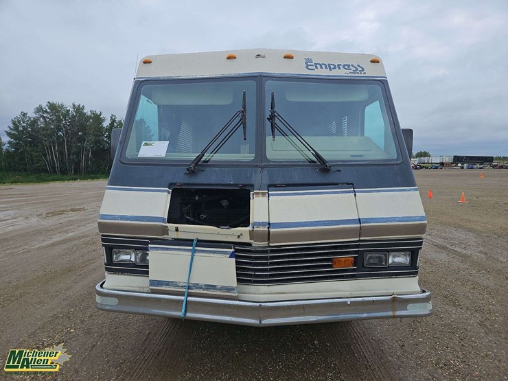 1986-gmc-p30-image-80