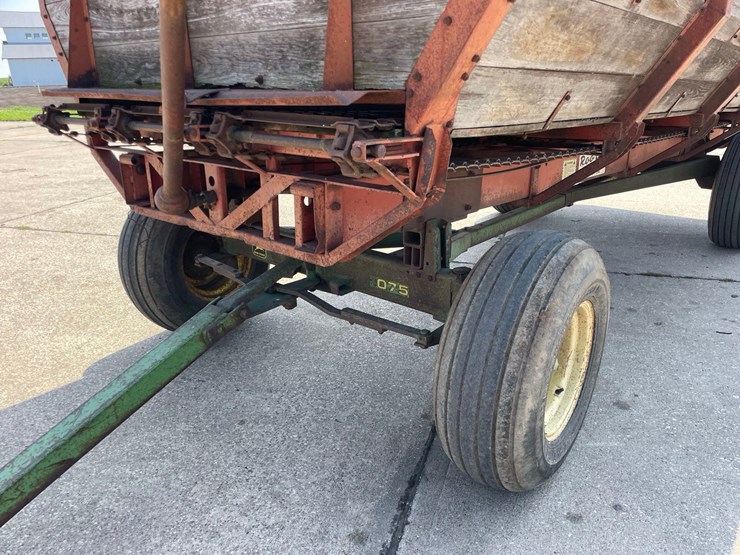 john-deere-1075-image-5