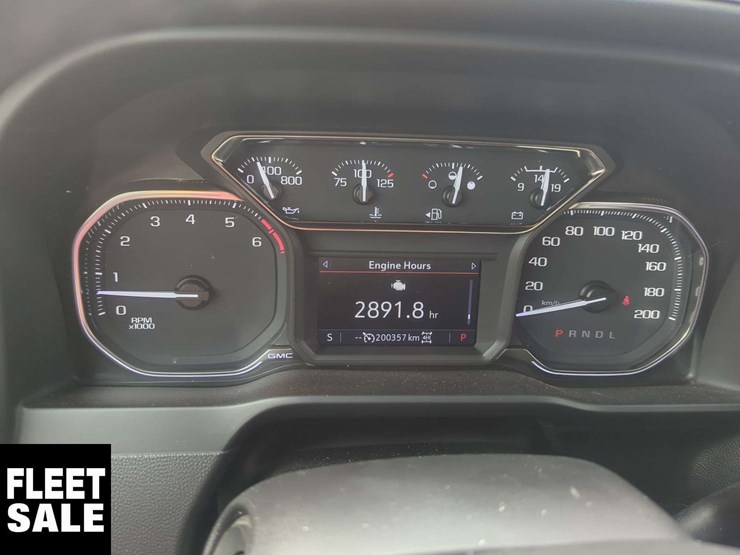 2022-gmc-sierra-2500hd-image-7