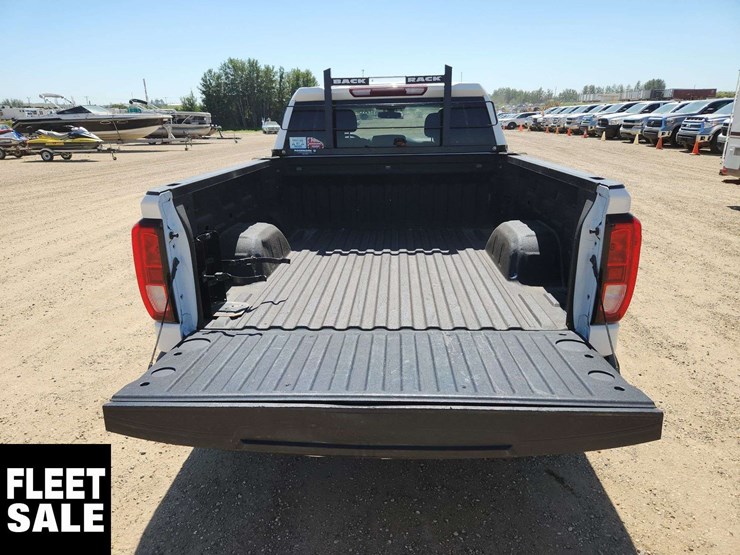 2019-gmc-sierra-1500-image-17