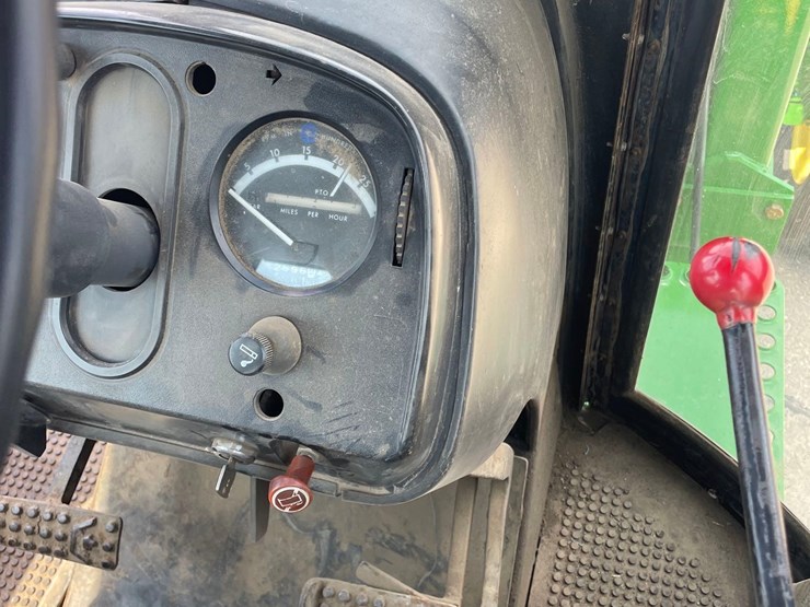 john-deere-4230-image-47