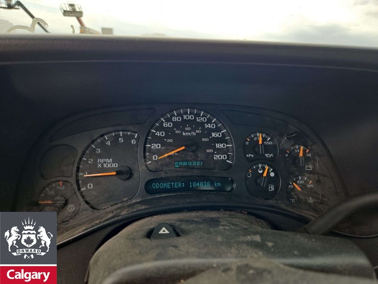 2003-gmc-sierra-2500hd-image-5