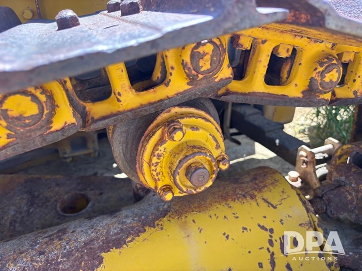 caterpillar-d4-image-24