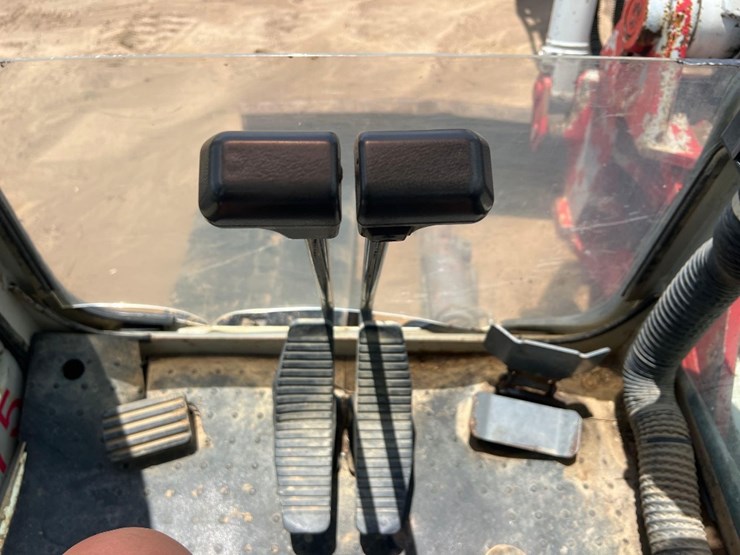 2004-takeuchi-tb175-image-36