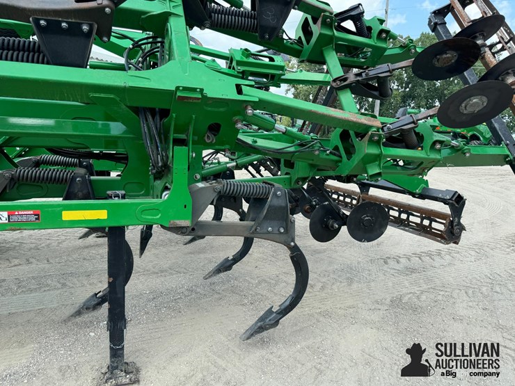 2017-john-deere-2730-image-19
