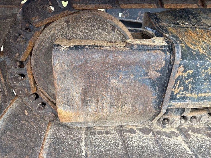 2018-caterpillar-326fl-image-12