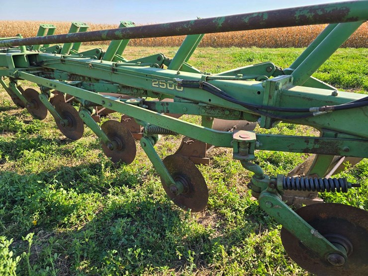 john-deere-6-image-11