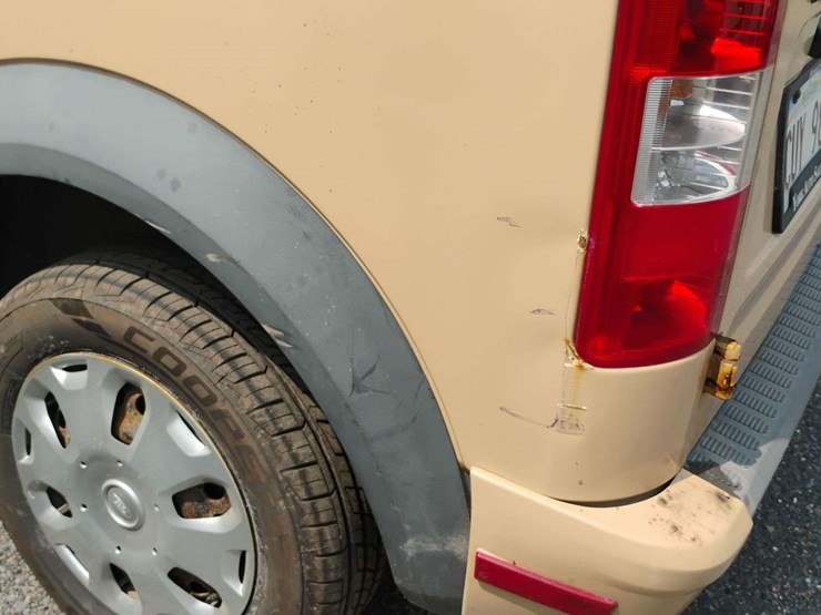 2013-ford-transit-connect-image-25