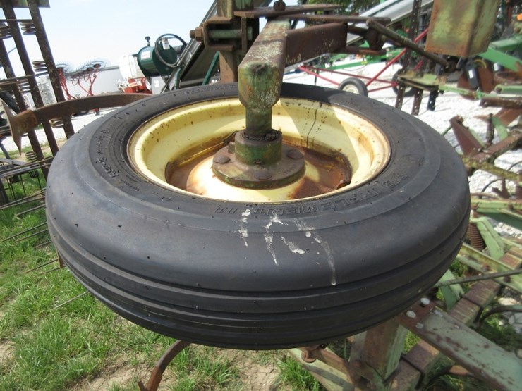 john-deere-1100-image-7