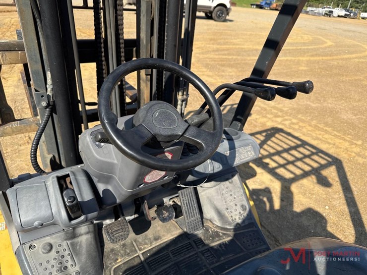 komatsu-fg25ht-16-image-13
