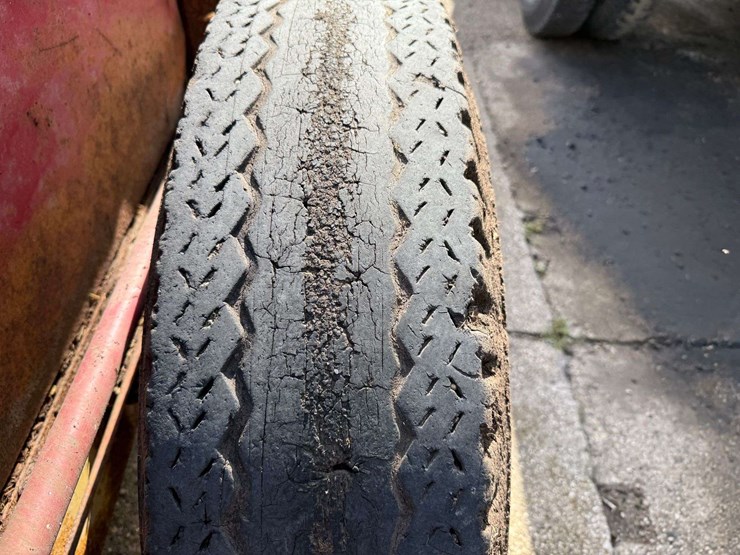 new-holland-516-image-9