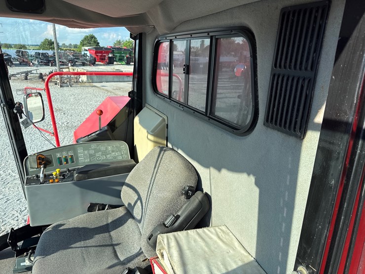 massey-ferguson-8780xp-image-19