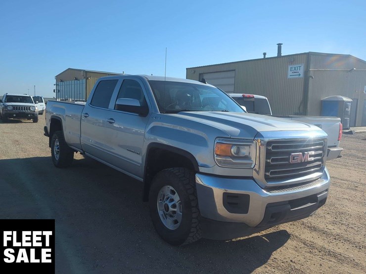 2018-gmc-sierra-2500hd-image-2