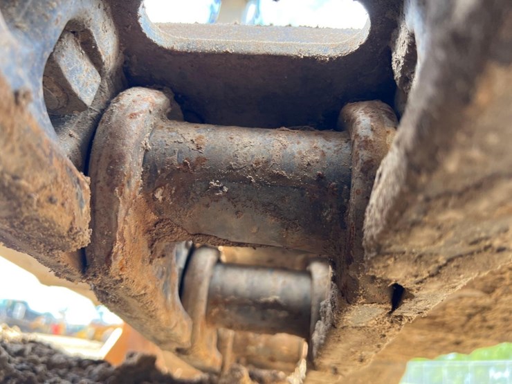 2012-deere-350g-lc-image-18
