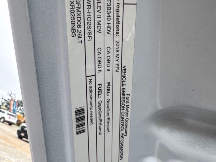 2016-ford-f250-xl-image-14