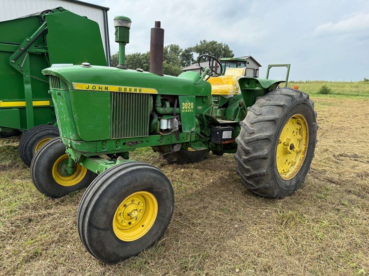 1967-john-deere-3020-image-1