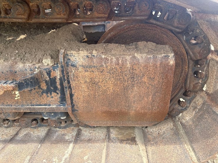 2016-caterpillar-325fl-image-14