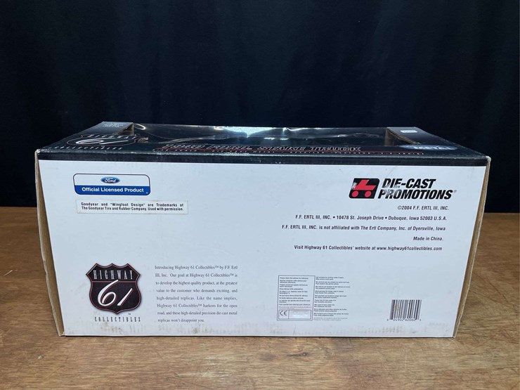 1/16-ford-stake-truck-nib-dcp-image-8