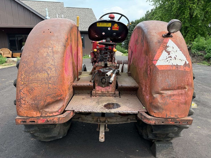massey-harris-55-image-5