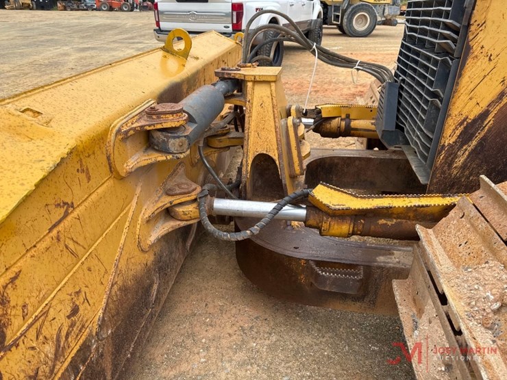 2010-deere-850j-image-5