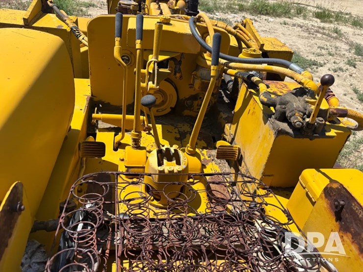 caterpillar-d4-image-33