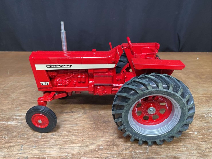 1/16-ih-756-1994-ontario-nib-sm-image-3