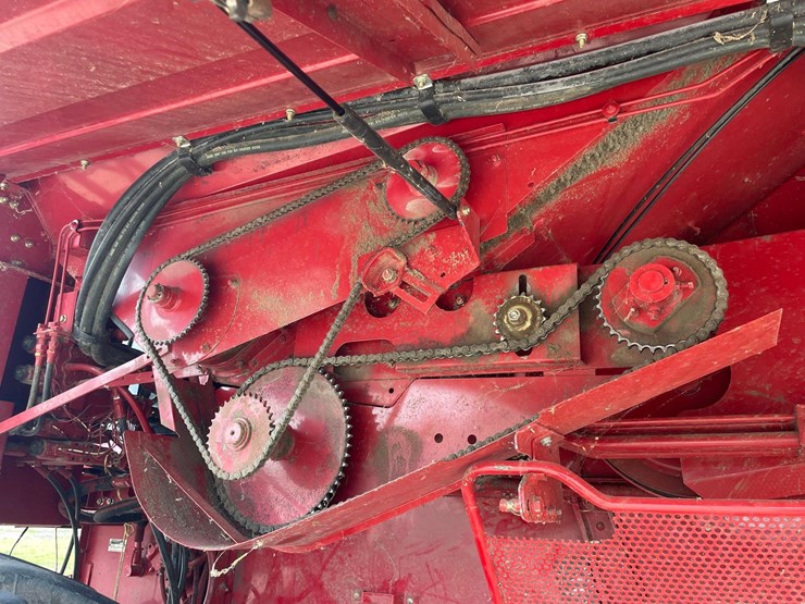 2002-case-ih-2366-image-36