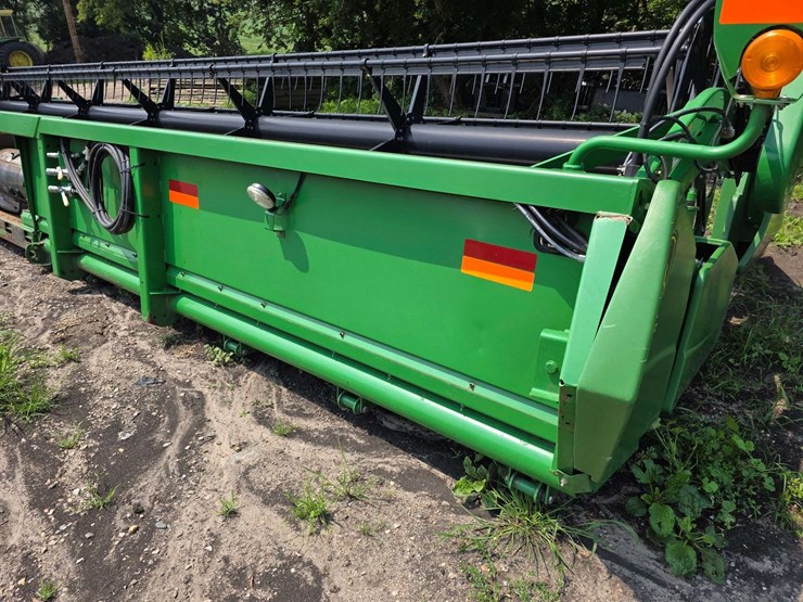 john-deere-630f-image-29