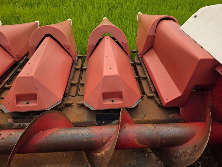 case-ih-1083-image-16