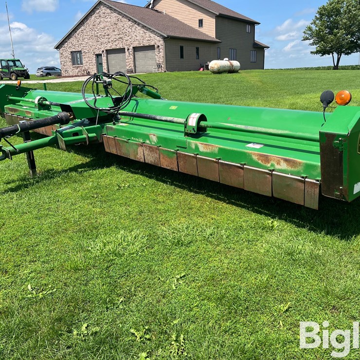 2013 JOHN DEERE 120