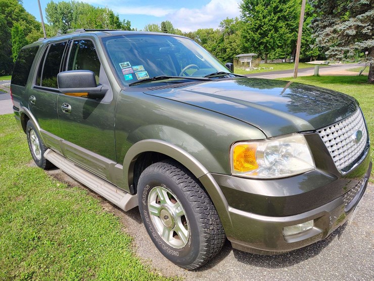 2003-ford-expedition-image-5