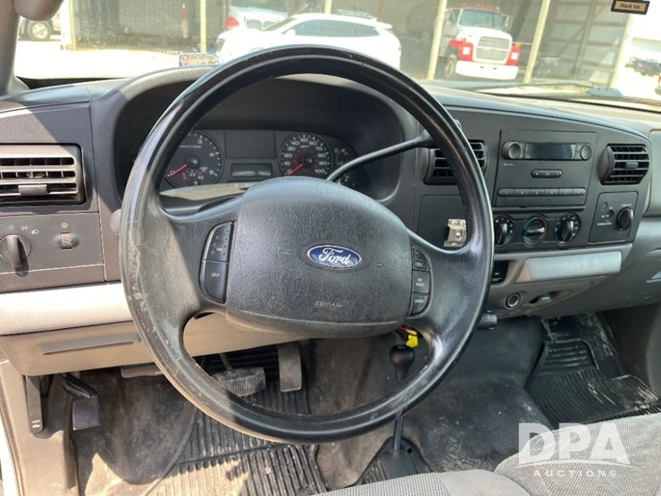 2007-ford-f450-xl-image-47